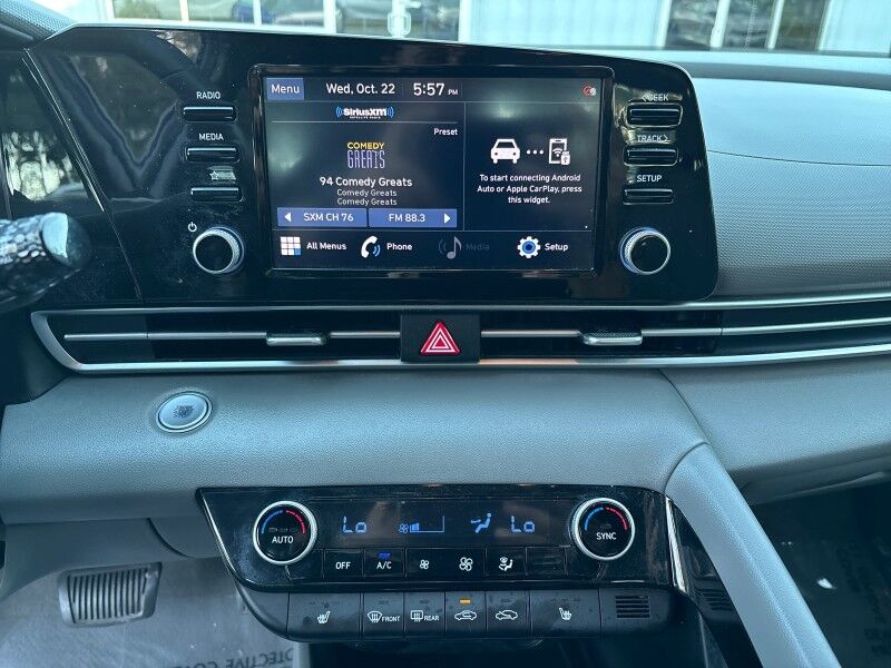 2022 Hyundai Elantra SEL w/CONV + PREM PKG. SUNR. BOSE. Seffner FL
