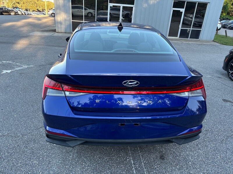 2022 Hyundai Elantra SEL w/CONV + PREM PKG. SUNR. BOSE. Seffner FL