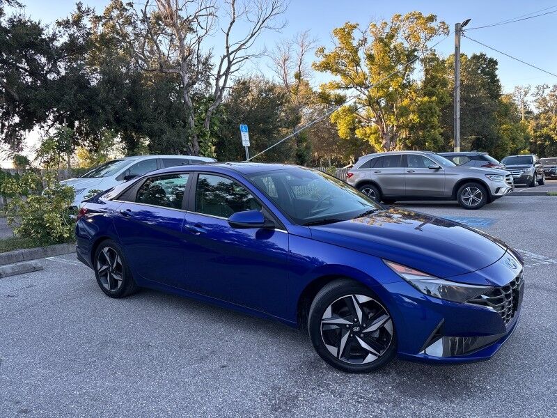 2022 Hyundai Elantra SEL w/CONV + PREM PKG. SUNR. BOSE. Seffner FL