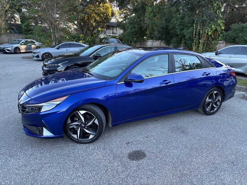 2022 Hyundai Elantra SEL w/CONV + PREM PKG. SUNR. BOSE. Seffner FL