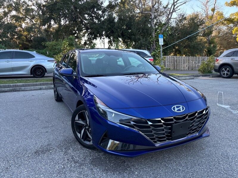 2022 Hyundai Elantra SEL w/CONV + PREM PKG. SUNR. BOSE. Seffner FL