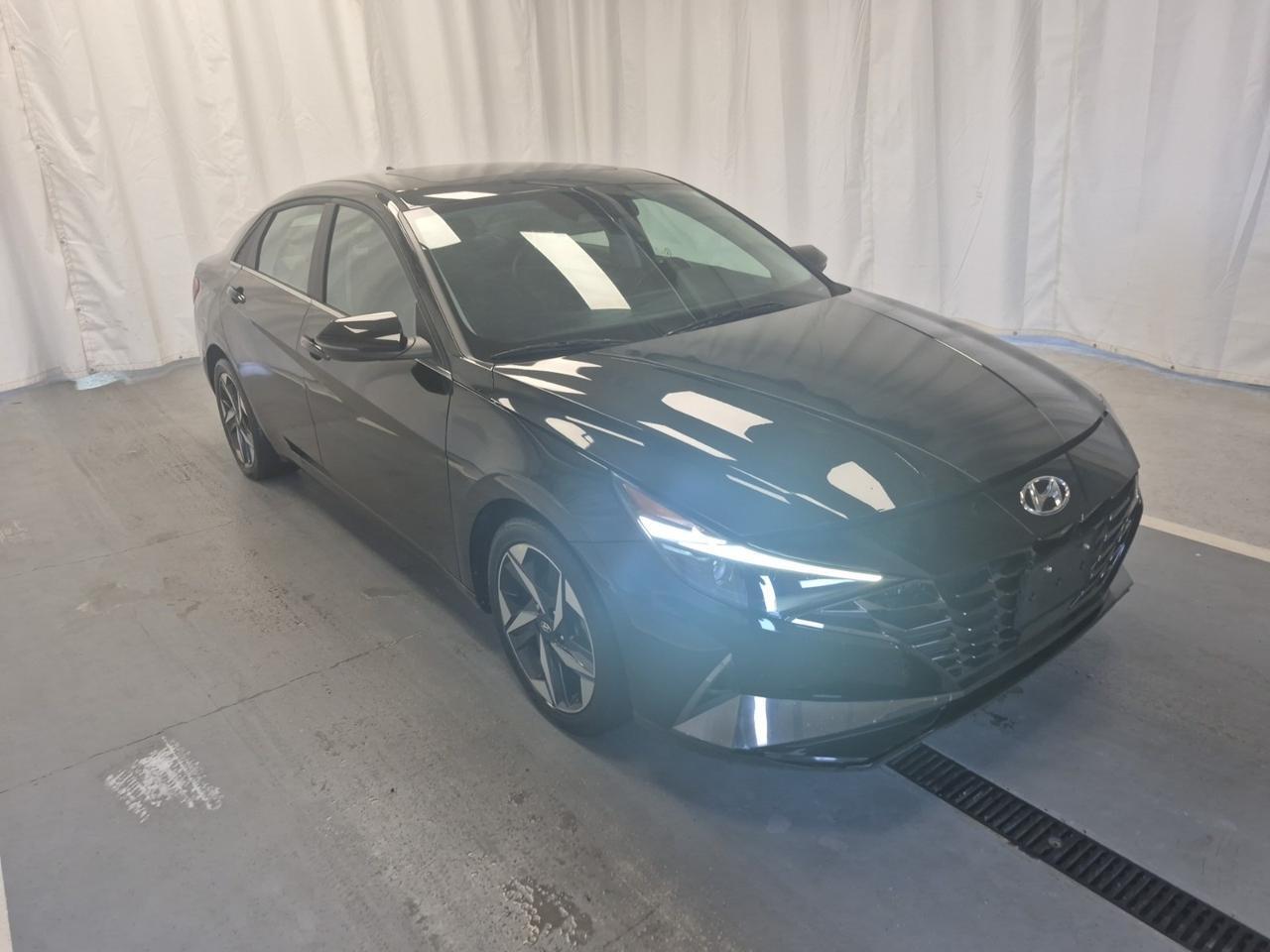 2022 Hyundai Elantra Ultimate Tech | SUNROOF | NAVI | LEATHER | BACKUPCAM Toronto ON