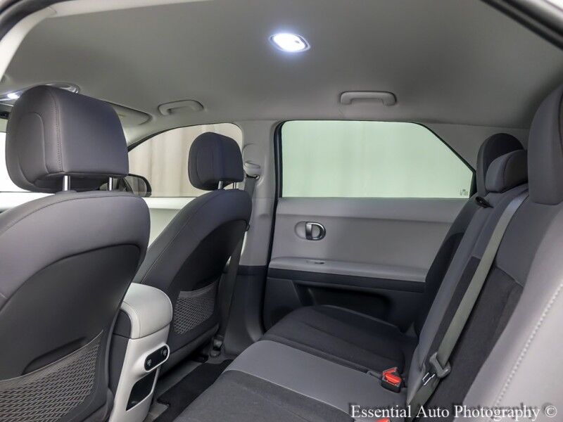 2022 Hyundai IONIQ 5 SE PRICE INCLUDES $4000 IRS TAX CREDIT!! YOU MUST QUALIFY!! Willowbrook IL
