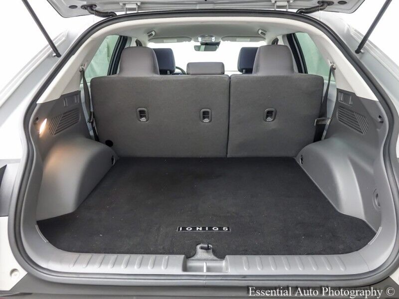 2022 Hyundai IONIQ 5 SE PRICE INCLUDES $4000 IRS TAX CREDIT!! YOU MUST QUALIFY!! Willowbrook IL