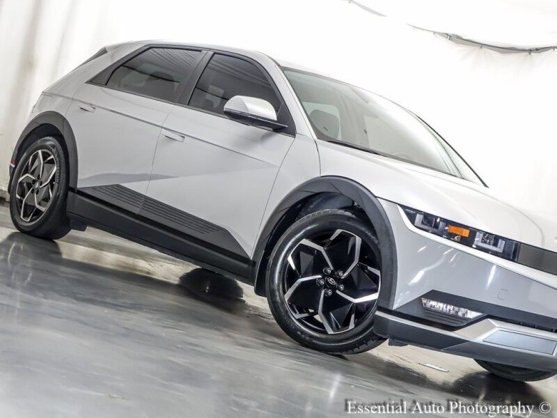 2022 Hyundai IONIQ 5 SE PRICE INCLUDES $4000 IRS TAX CREDIT!! YOU MUST QUALIFY!! Willowbrook IL