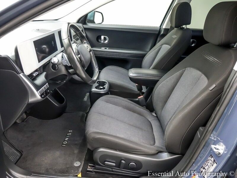 2022 Hyundai IONIQ 5 SE PRICE INCLUDES $4000 IRS TAX CREDIT!! YOU MUST QUALIFY!! Willowbrook IL