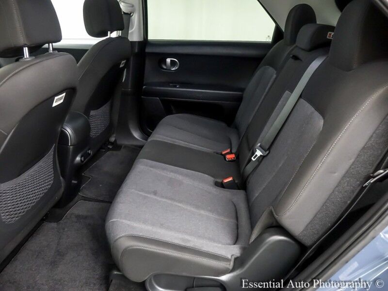 2022 Hyundai IONIQ 5 SE PRICE INCLUDES $4000 IRS TAX CREDIT!! YOU MUST QUALIFY!! Willowbrook IL