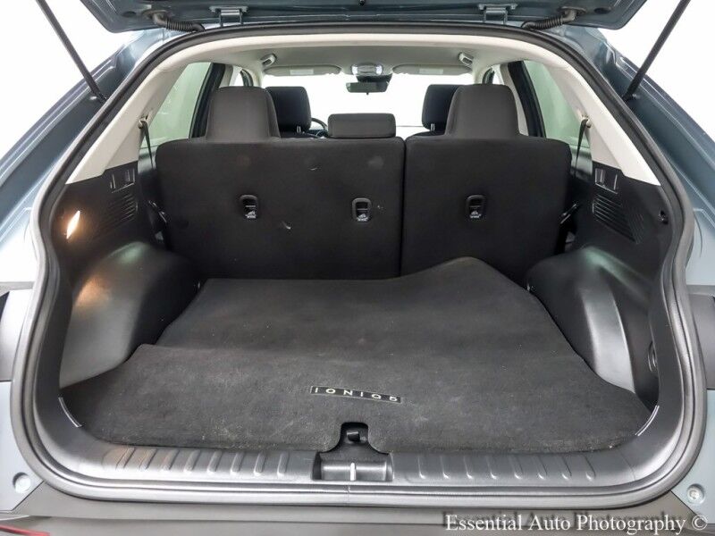 2022 Hyundai IONIQ 5 SE PRICE INCLUDES $4000 IRS TAX CREDIT!! YOU MUST QUALIFY!! Willowbrook IL