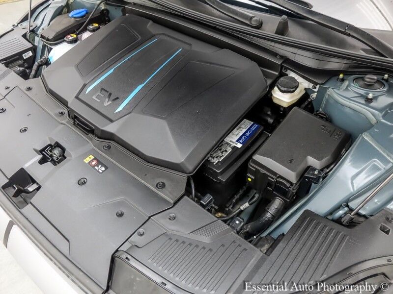 2022 Hyundai IONIQ 5 SE PRICE INCLUDES $4000 IRS TAX CREDIT!! YOU MUST QUALIFY!! Willowbrook IL