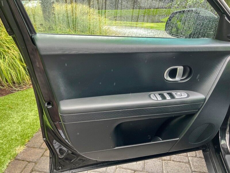 2022 Hyundai IONIQ 5 SE Wilmington NC