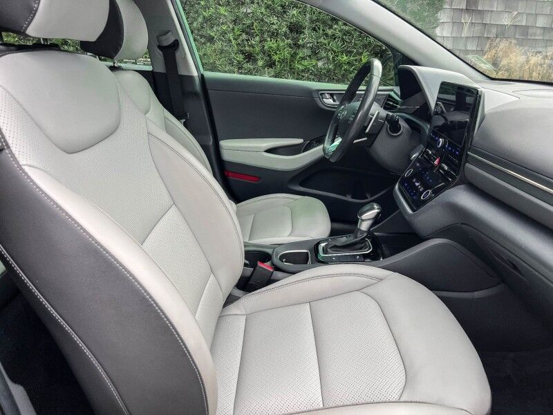 2022 Hyundai Ioniq Hybrid Limited Wilmington NC
