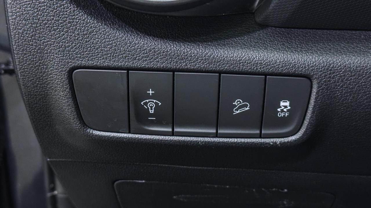 2022 Hyundai Kona Limited Tallmadge OH