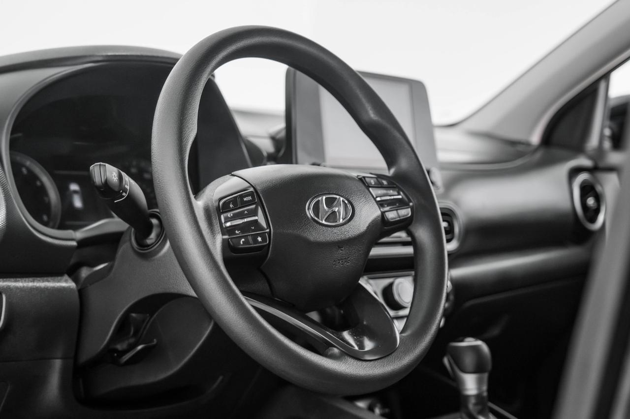2022 Hyundai Kona SE AUTOMATIC FORWARD COLLISION AVOIDANCE LANE KEEP ASSIST REAR CAMERA BLUETOOTH ALLOY Carrollton TX