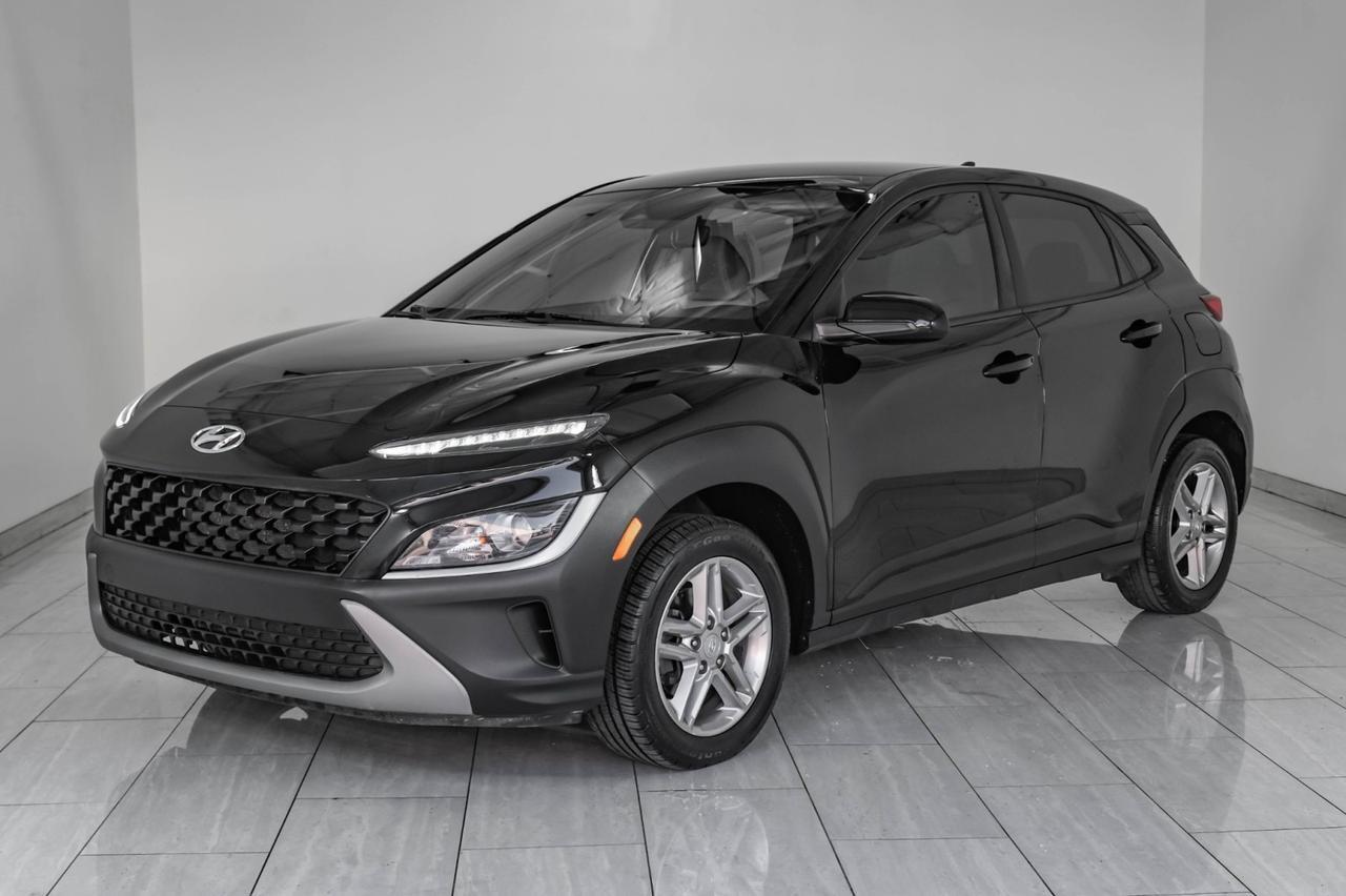 2022 Hyundai Kona SE AUTOMATIC FORWARD COLLISION AVOIDANCE LANE KEEP ASSIST REAR CAMERA BLUETOOTH ALLOY Carrollton TX