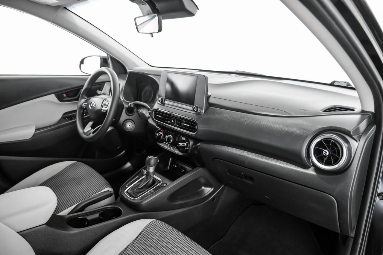 2022 Hyundai Kona SE AUTOMATIC FORWARD COLLISION AVOIDANCE LANE KEEP ASSIST REAR CAMERA BLUETOOTH ALLOY Carrollton TX