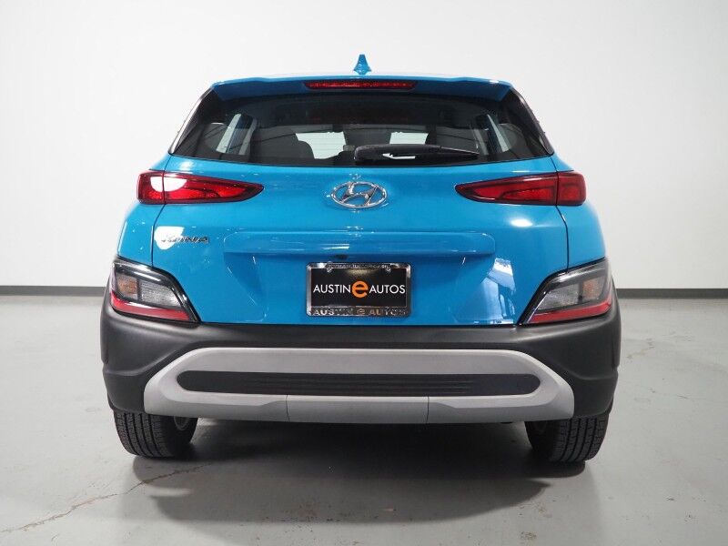 2022 Hyundai Kona SE *LANE DEPARTURE ALERT, COLLISION ALERT w/BRAKING, BACKUP-CAMERA, CRUISE CONTROL, COLOR TOUCHSCREEN, MULTI-FUNCTION STEERING WHEEL, ALLOY WHEELS, ANDROID & APPLE Round Rock TX