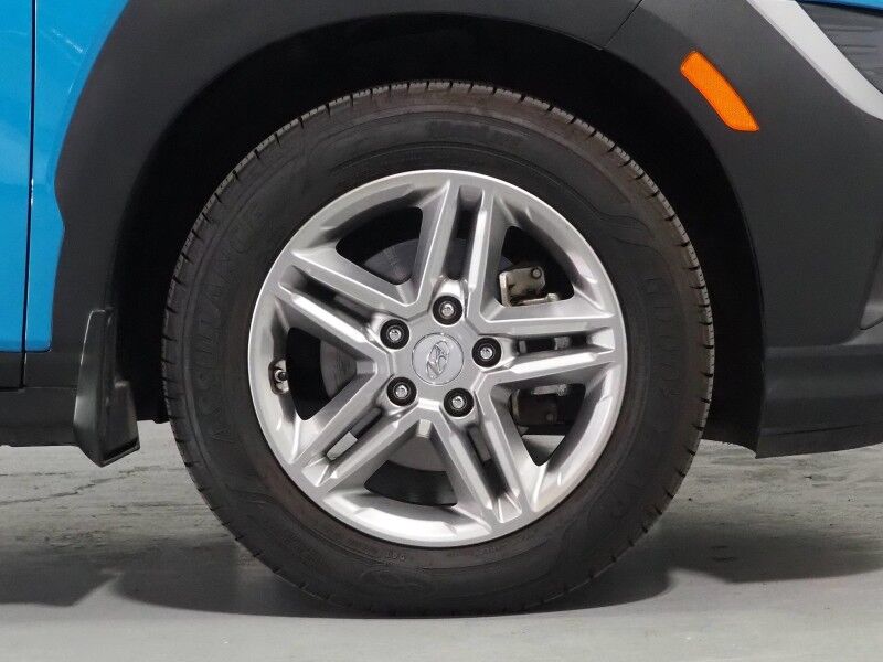 2022 Hyundai Kona SE *LANE DEPARTURE ALERT, COLLISION ALERT w/BRAKING, BACKUP-CAMERA, CRUISE CONTROL, COLOR TOUCHSCREEN, MULTI-FUNCTION STEERING WHEEL, ALLOY WHEELS, ANDROID & APPLE Round Rock TX