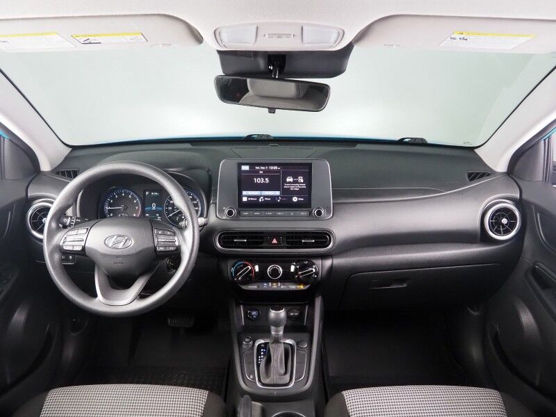 2022 Hyundai Kona SE *LANE DEPARTURE ALERT, COLLISION ALERT w/BRAKING, BACKUP-CAMERA, CRUISE CONTROL, COLOR TOUCHSCREEN, MULTI-FUNCTION STEERING WHEEL, ALLOY WHEELS, ANDROID & APPLE Round Rock TX