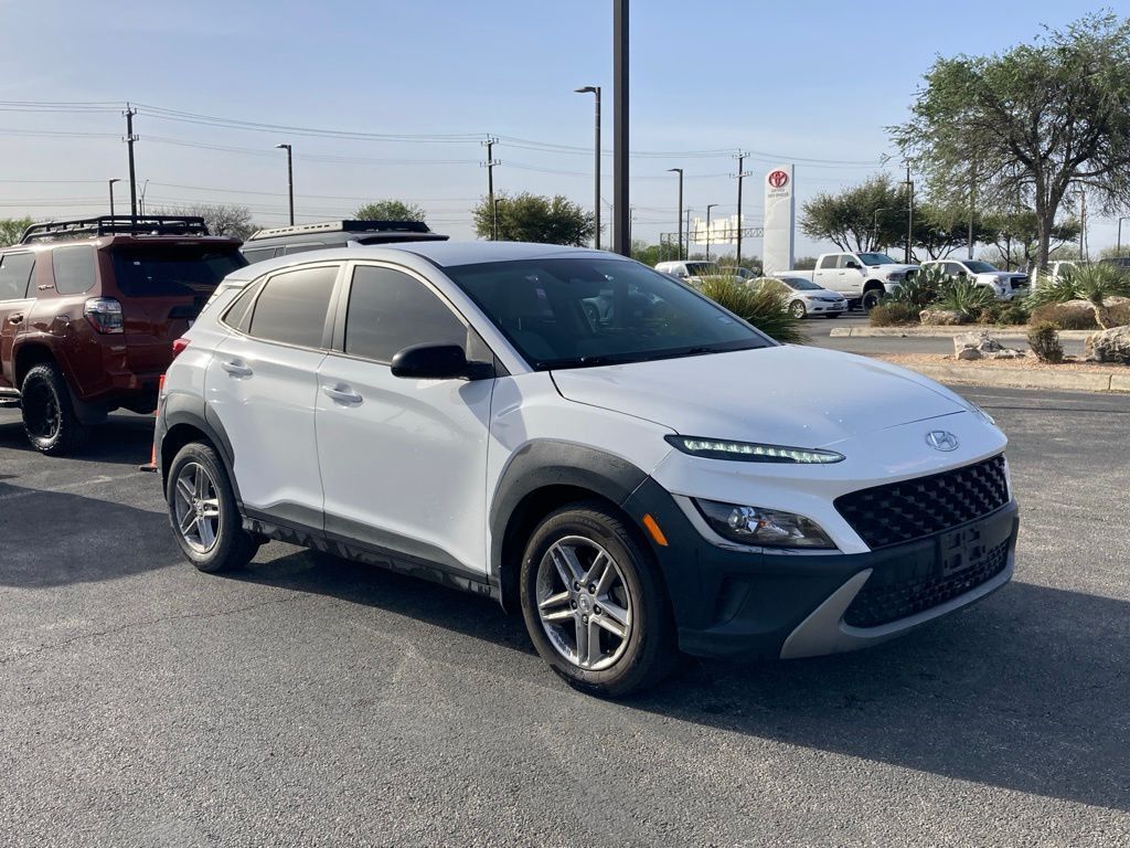 2022 Hyundai Kona SE