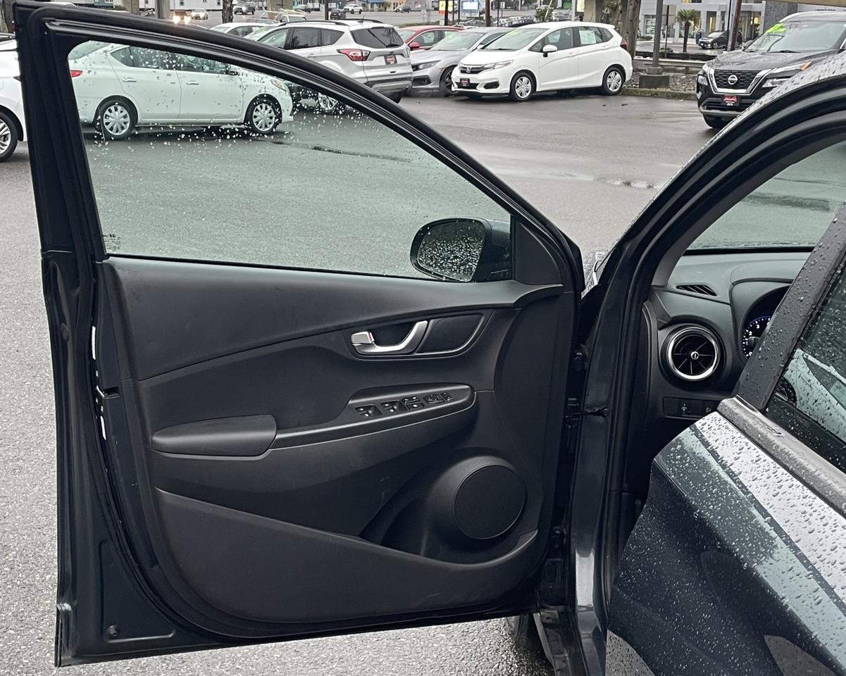 2022 Hyundai Kona SEL Sport Utility 4D Port Orchard WA