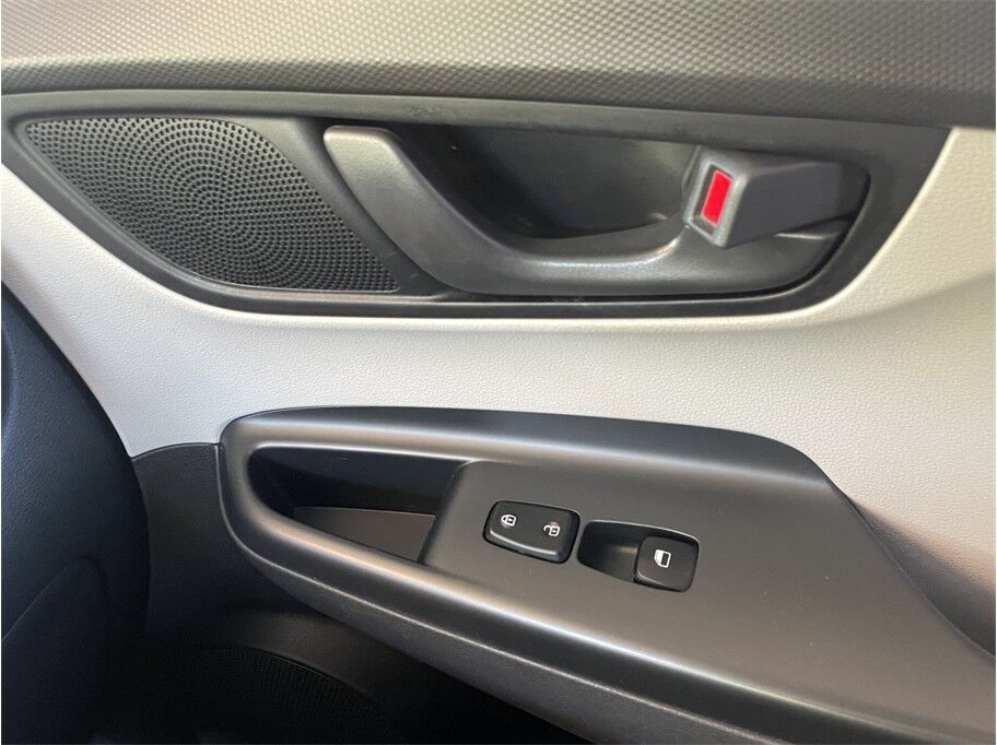 2022 Hyundai Kona SEL Sport Utility 4D Port Orchard WA