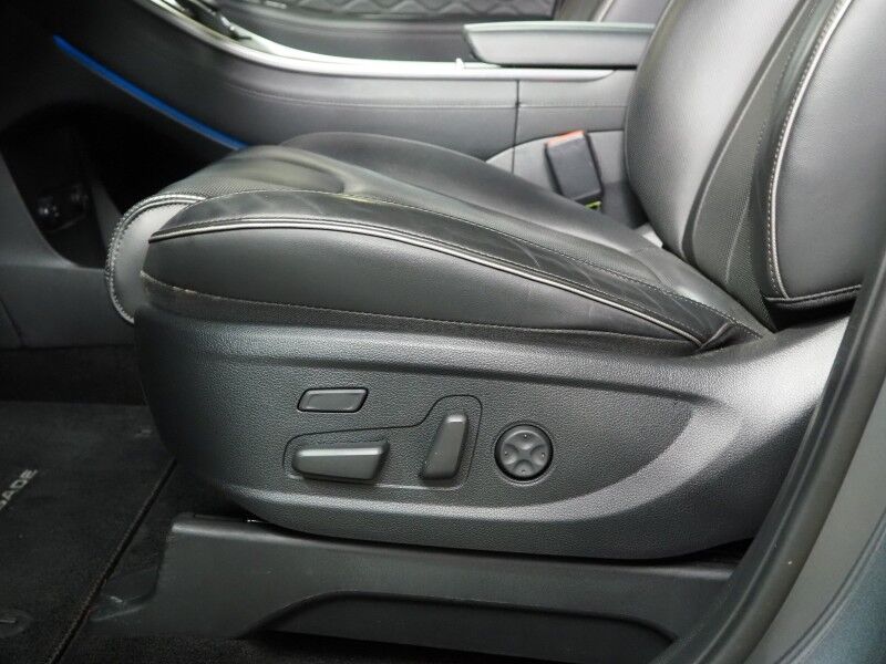 2022 Hyundai Palisade Calligraphy AWD *HEADS-UP DISPLAY, NAVIGATION, ADAPTIVE CRUISE, SAFETY ALERTS, 360 VIEW CAMERAS, DUAL PANEL MOONROOF, NAPPA LEATHER, CLIMATE SEATS, 2ND ROW CAPTAIN'S, HARMAN/KARDON, WIRELESS CHARGING Round Rock TX