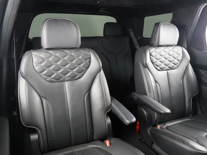 2022 Hyundai Palisade Calligraphy AWD *HEADS-UP DISPLAY, NAVIGATION, ADAPTIVE CRUISE, SAFETY ALERTS, 360 VIEW CAMERAS, DUAL PANEL MOONROOF, NAPPA LEATHER, CLIMATE SEATS, 2ND ROW CAPTAIN'S, HARMAN/KARDON, WIRELESS CHARGING Round Rock TX