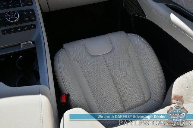 2022 Hyundai Palisade Calligraphy / AWD / Heated & Cooled Seats / Heated Steering / Sunroof / NAV / Harman Kardon / Adaptive Cruise / Lane Depart & Blind Spot / Rear Captain Chairs / 3rd Row / Seats 7 / Tow Pkg / Low Miles / 1-Owner Anchorage AK