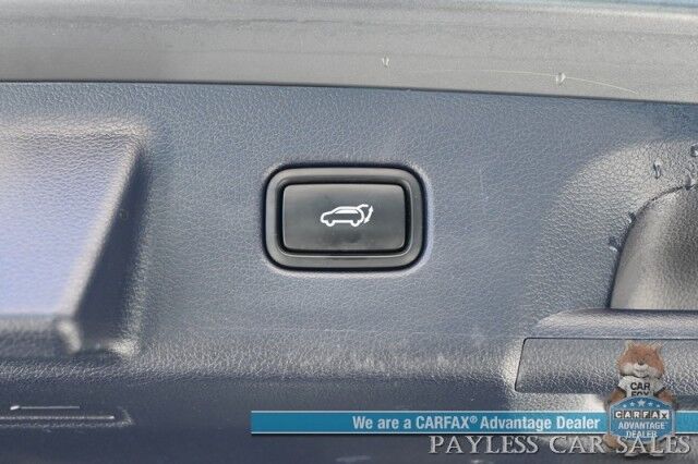 2022 Hyundai Palisade Calligraphy / AWD / Heated & Cooled Seats / Heated Steering / Sunroof / NAV / Harman Kardon / Adaptive Cruise / Lane Depart & Blind Spot / Rear Captain Chairs / 3rd Row / Seats 7 / Tow Pkg / Low Miles / 1-Owner Anchorage AK
