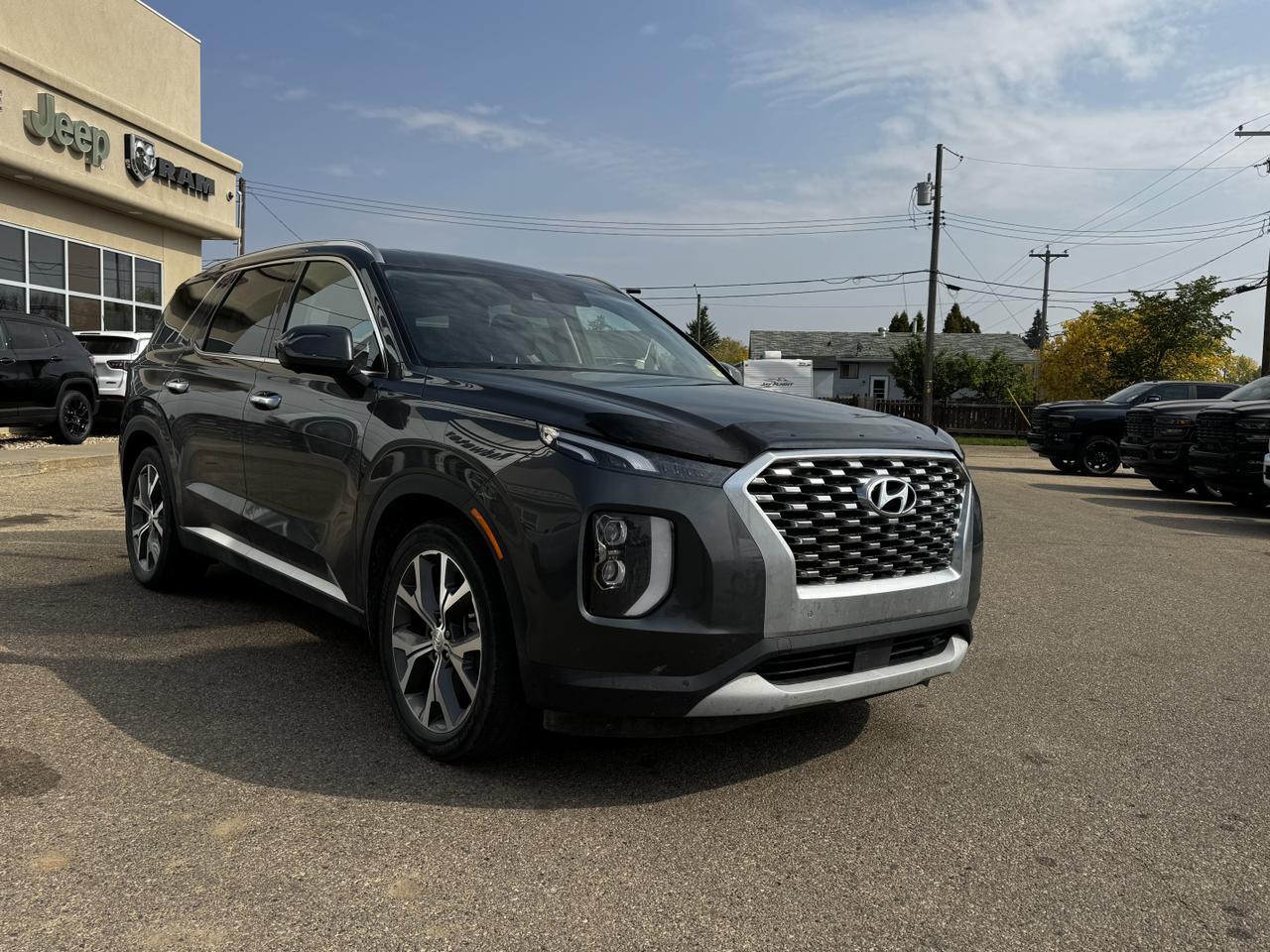 2022 Hyundai Palisade Luxury Redwater AB