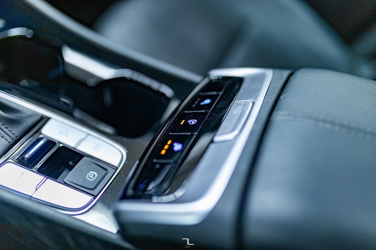 2022 Hyundai Santa Cruz AWD Preferred Leather Roof BCam Red Deer AB