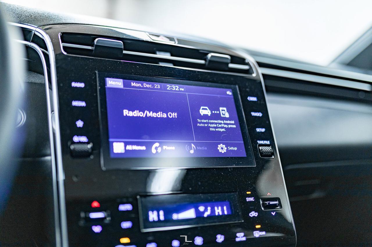 2022 Hyundai Santa Cruz AWD Preferred Leather Roof BCam Red Deer AB