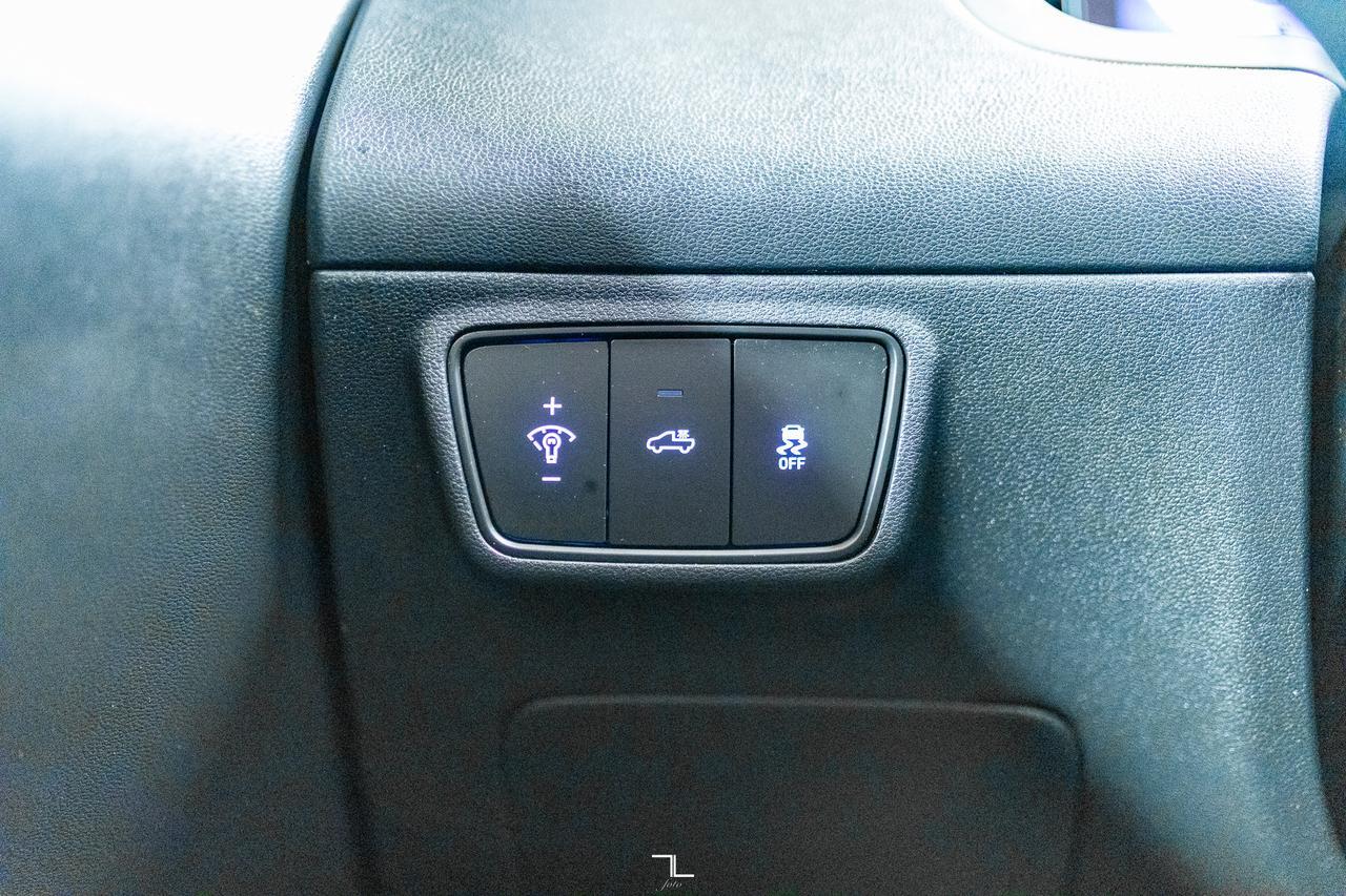 2022 Hyundai Santa Cruz AWD Ultimate Leather Roof Nav BCam Red Deer AB