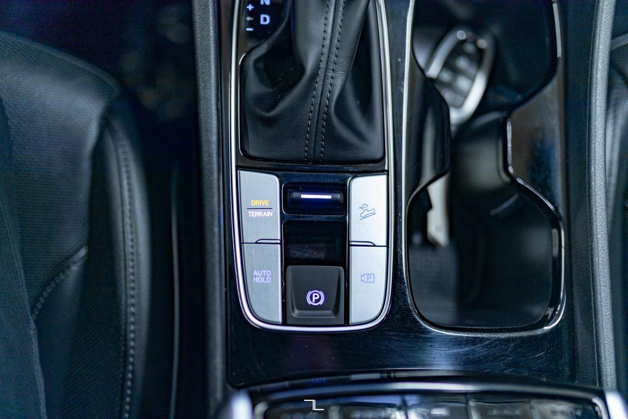 2022 Hyundai Santa Cruz AWD Ultimate Leather Roof Nav BCam Red Deer AB