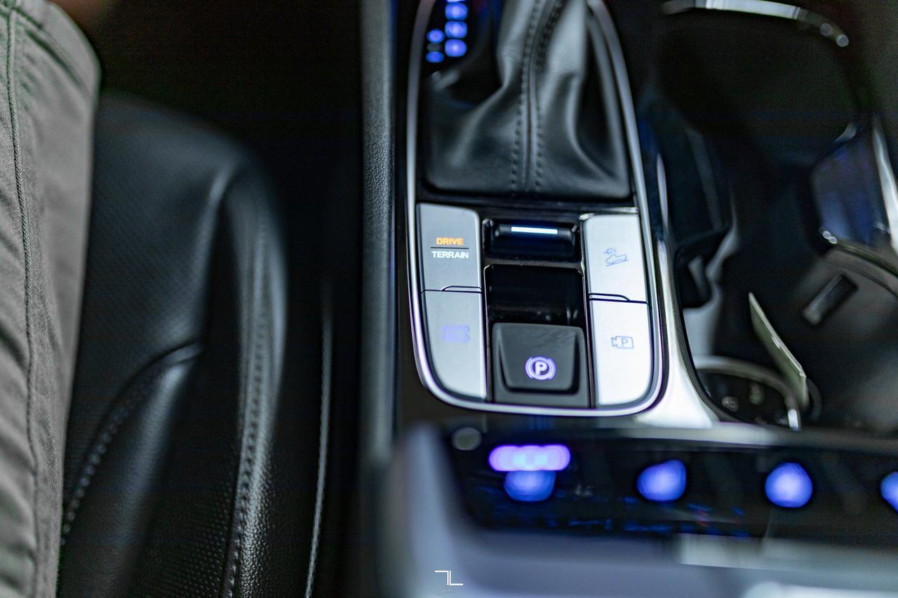 2022 Hyundai Santa Cruz AWD Ultimate Leather Roof Nav Red Deer AB