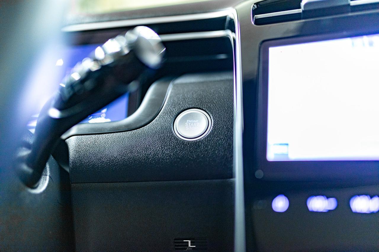 2022 Hyundai Santa Cruz AWD Ultimate Leather Roof Nav Red Deer AB