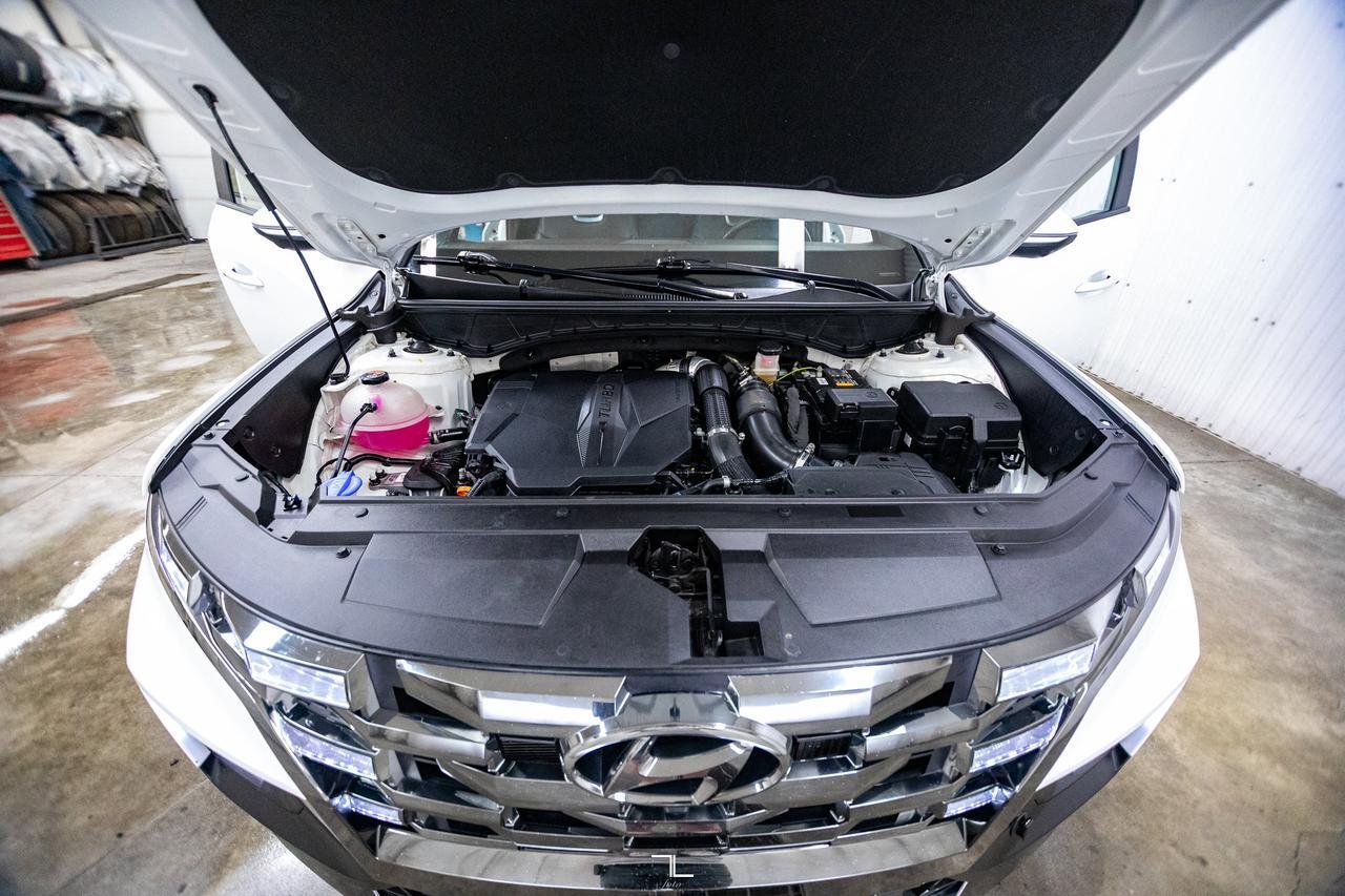 2022 Hyundai Santa Cruz AWD Ultimate Leather Roof Nav Red Deer AB