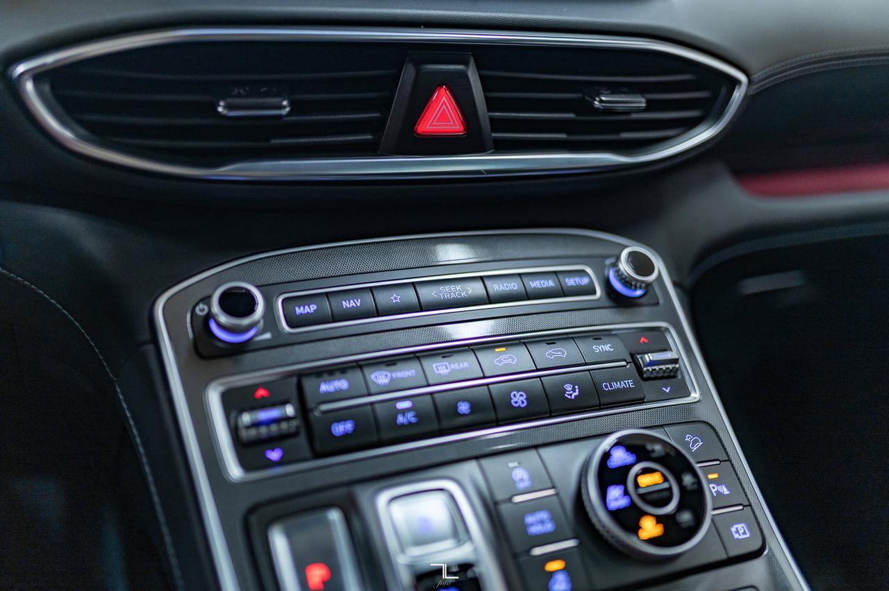 2022 Hyundai Santa Fe AWD Ultimate Calligraphy Leather Roof Nav BCam Red Deer AB