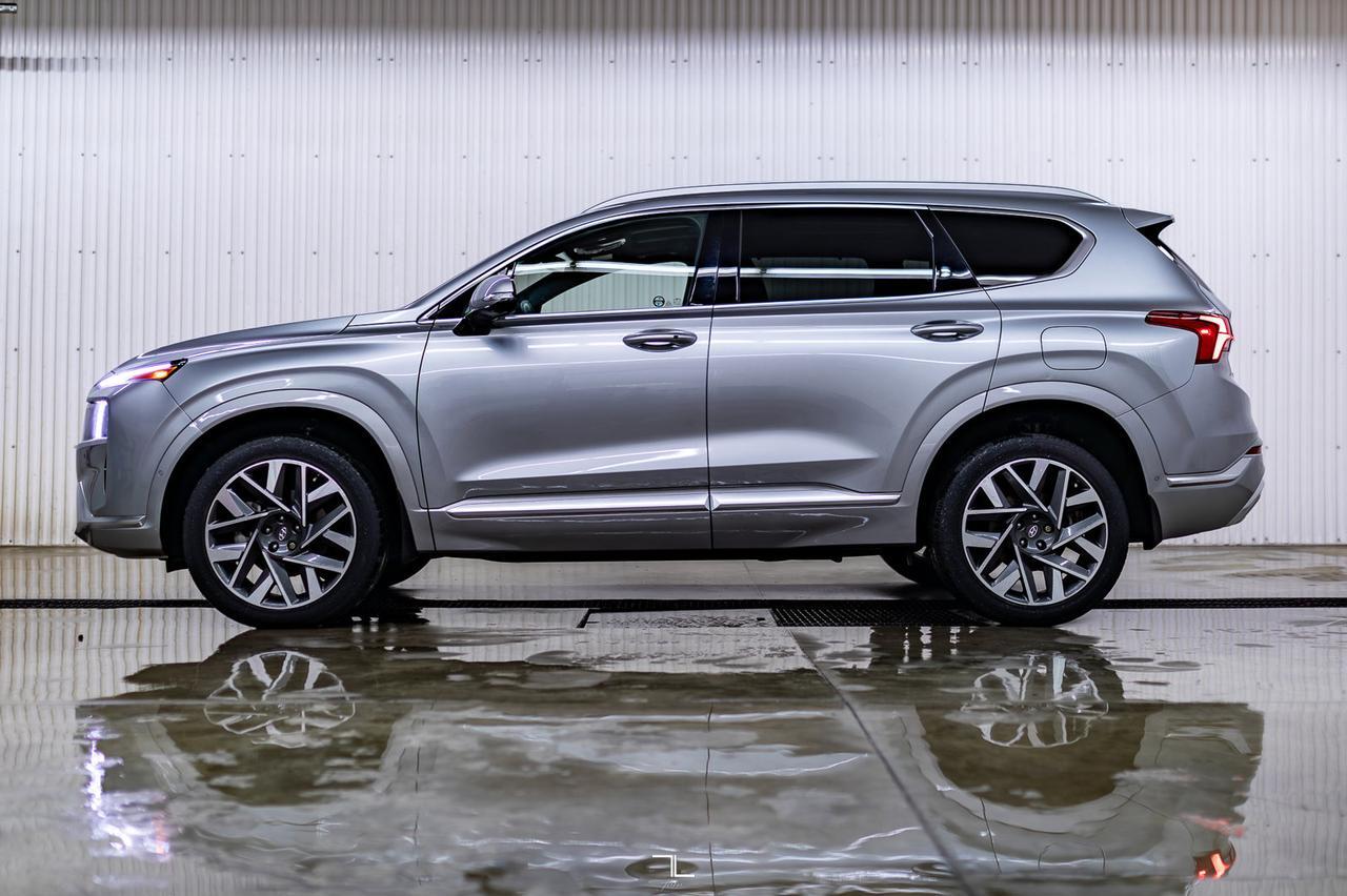 2022 Hyundai Santa Fe AWD Ultimate Calligraphy Leather Roof Nav BCam Red Deer AB