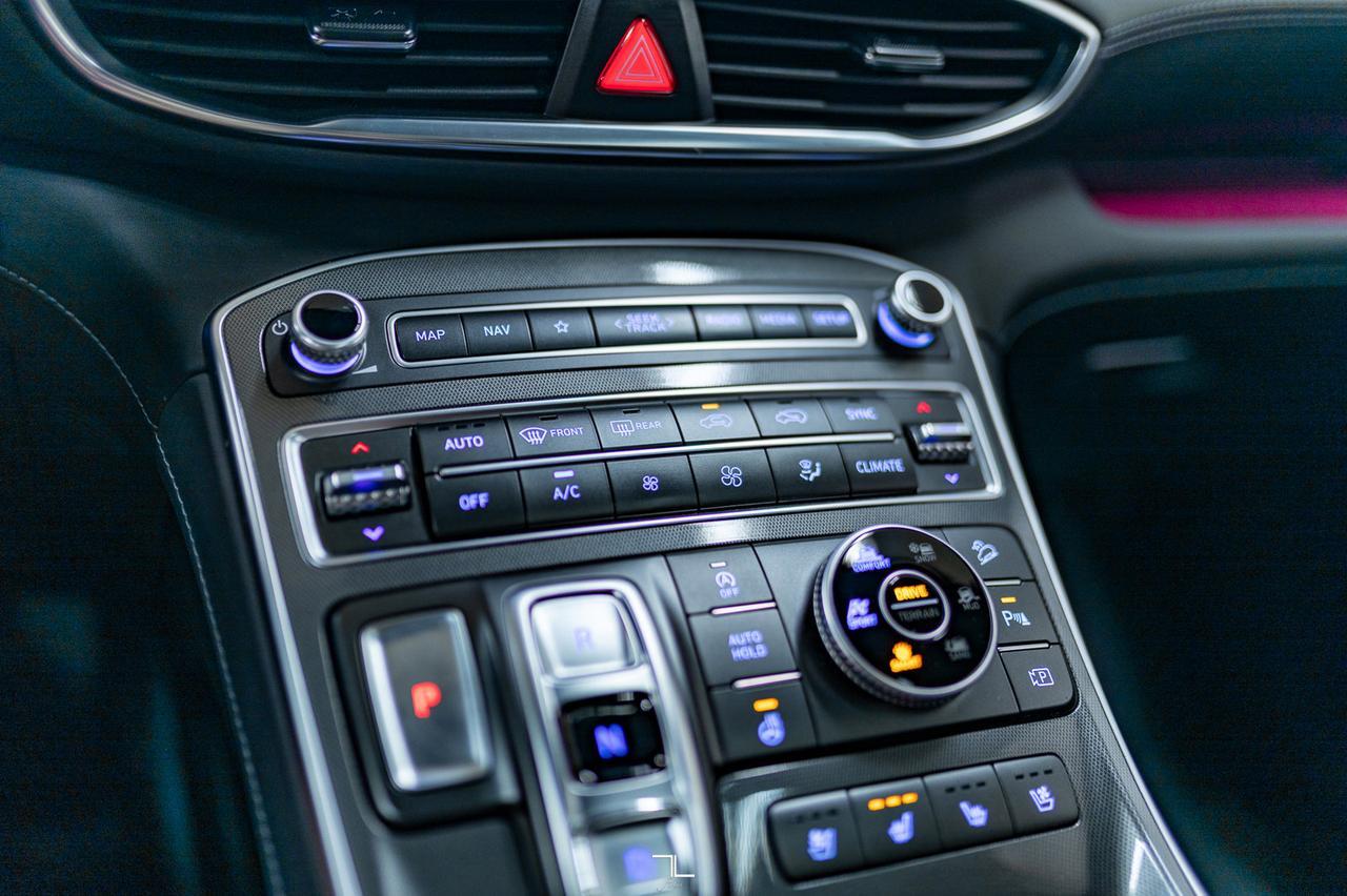 2022 Hyundai Santa Fe AWD Ultimate Calligraphy Leather Roof Nav BCam Red Deer AB