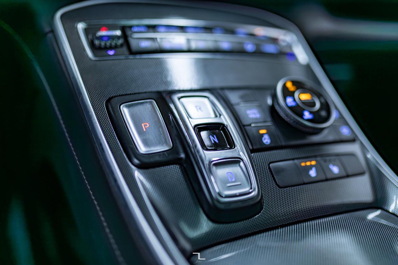 2022 Hyundai Santa Fe Hybrid AWD Luxury Leather Roof BCam Red Deer AB