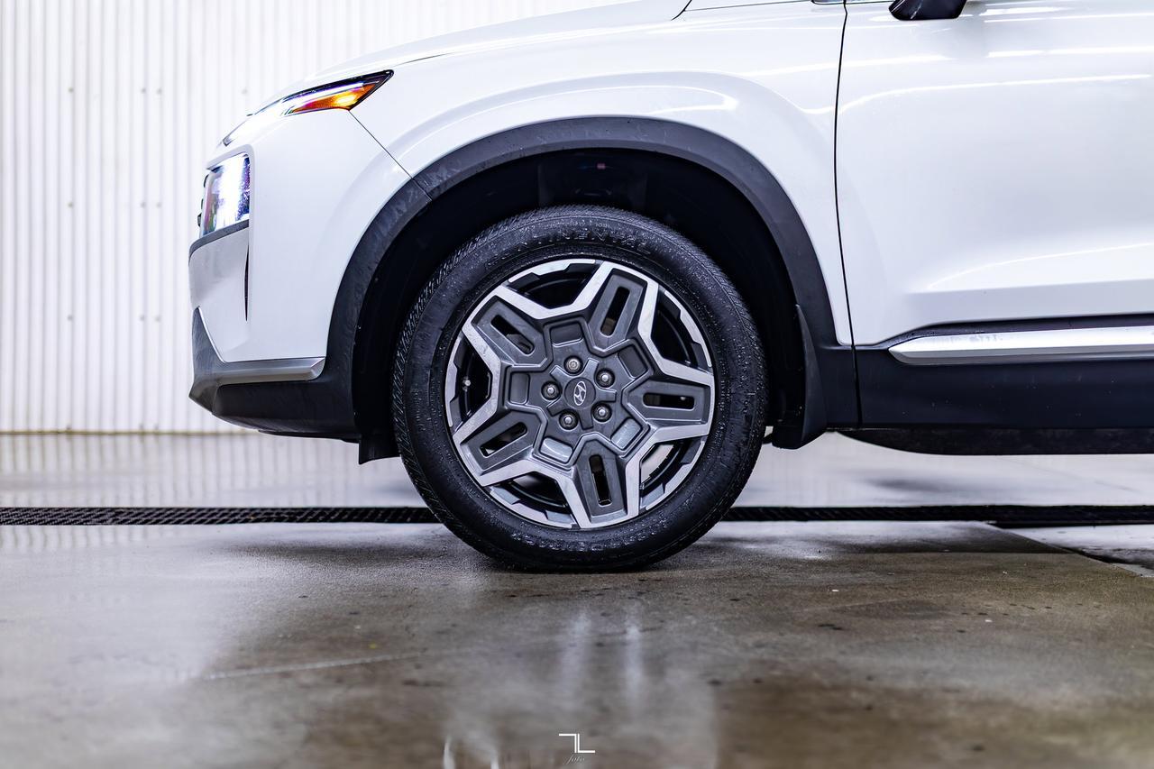 2022 Hyundai Santa Fe Hybrid AWD Luxury Leather Roof BCam Red Deer AB