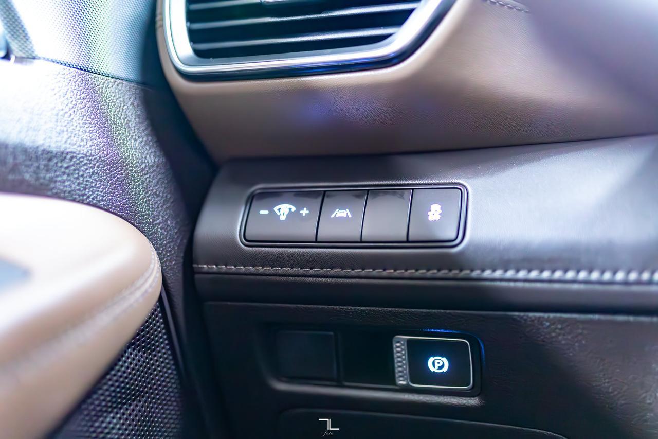 2022 Hyundai Santa Fe Hybrid AWD Luxury Leather Roof BCam Red Deer AB