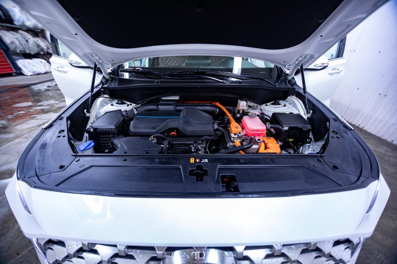 2022 Hyundai Santa Fe Hybrid AWD Luxury Leather Roof BCam Red Deer AB