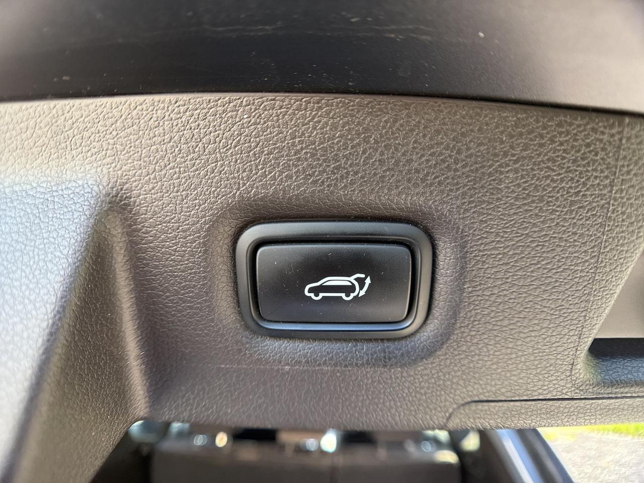 2022 Hyundai Santa Fe Hybrid Blue Chantilly VA