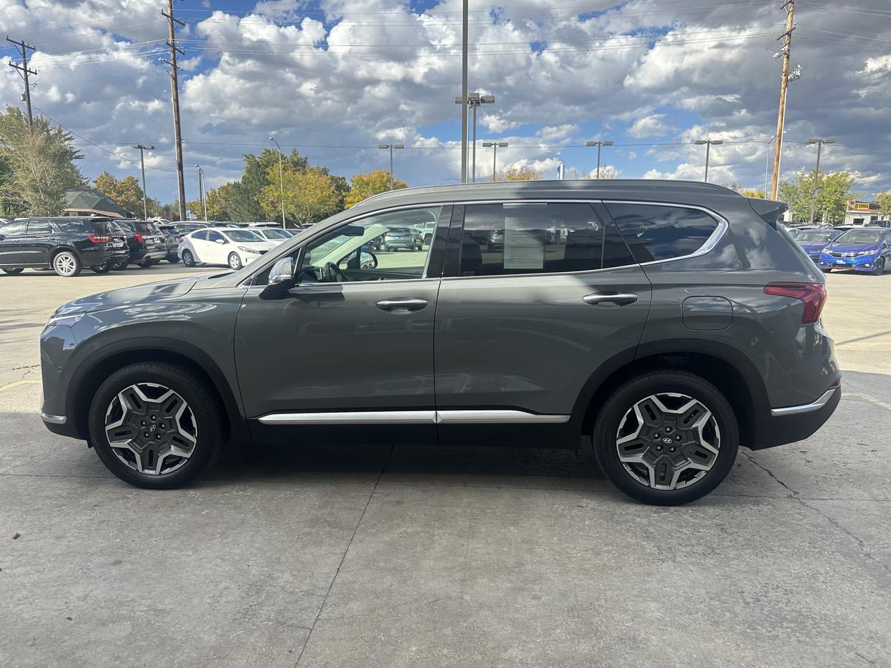 2022 Hyundai Santa Fe Limited Mountain Home ID