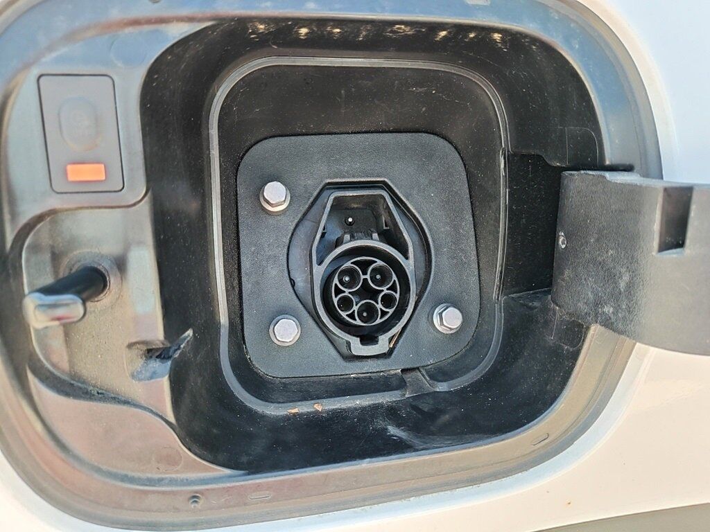 2022 Hyundai Santa Fe Plug-In Hybrid SEL Convenience Hunt Valley MD