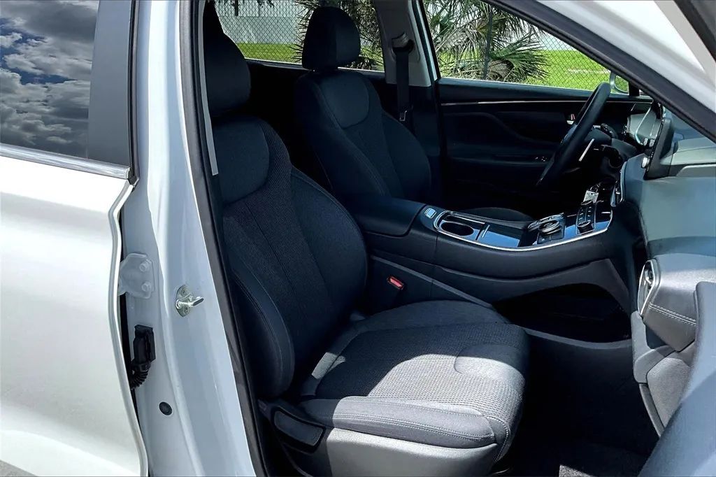 2022 Hyundai Santa Fe SE Sport Utility 4D Maitland FL