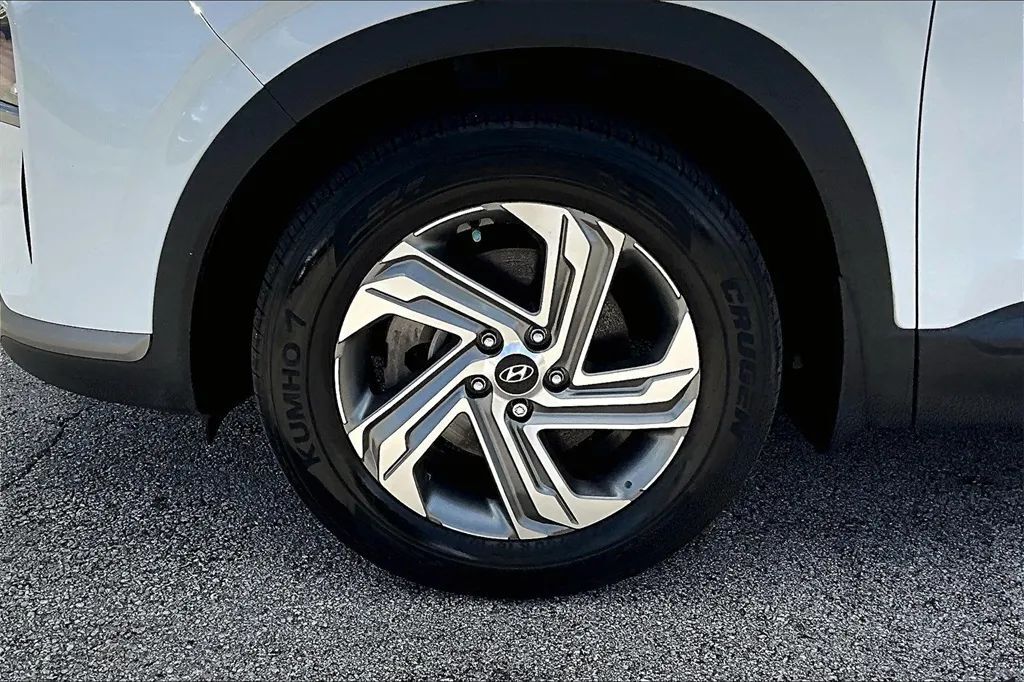 2022 Hyundai Santa Fe SE Sport Utility 4D Maitland FL