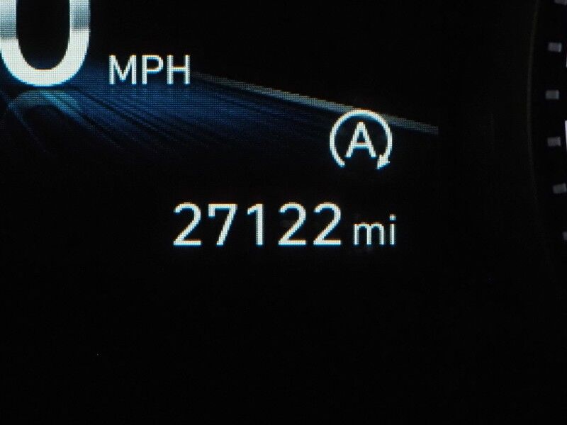 2022 Hyundai Santa Fe SEL AWD *ADAPTIVE CRUISE, SAFETY ALERTS, BACKUP-CAMERA, COLOR TOUCHSCREEN, HEATED SEATS, KEYLESS ENRTY, LED HEADLIGHTS, WIRELESS CHARGING, ANDROID & APPLE Round Rock TX